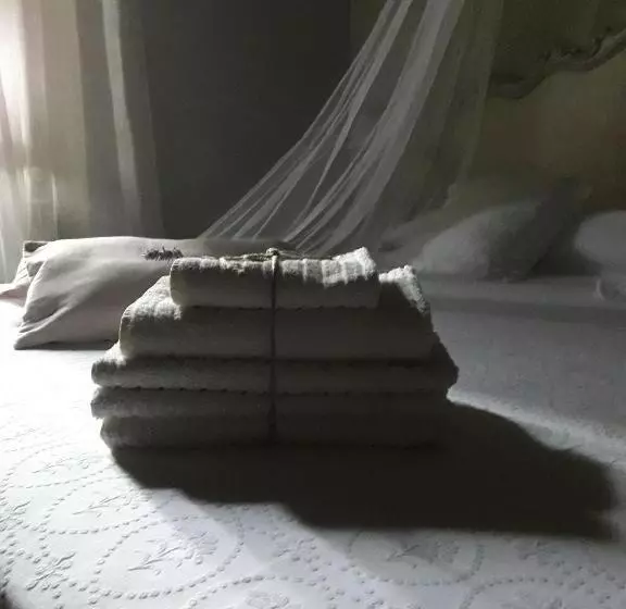 Aamiaismajoitus (B&B) Piccola Corte Antica