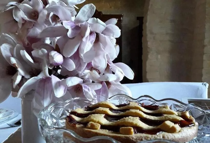 Aamiaismajoitus (B&B) Piccola Corte Antica