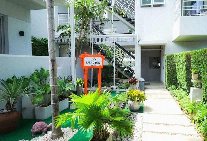 Hotel Baby Grand Hua Hin