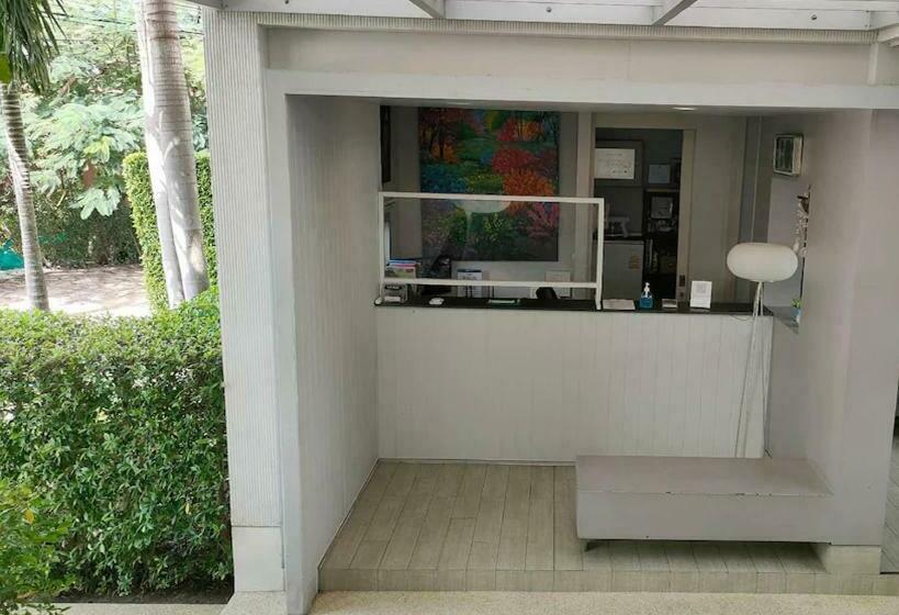 Hotel Baby Grand Hua Hin