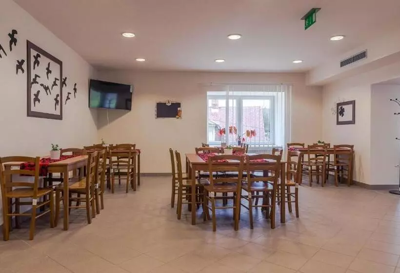 Hotelli Centrum Pro Vzdělávání A Kulturu