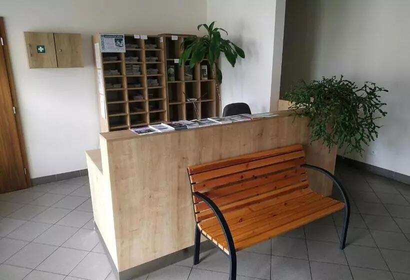 Hotelli Centrum Pro Vzdělávání A Kulturu