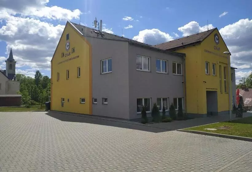 Hotelli Centrum Pro Vzdělávání A Kulturu