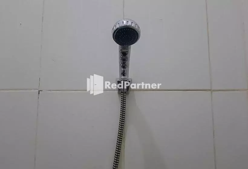 ホテル Puri Yasmin Potowanua Lasusua Mitra Reddoorz