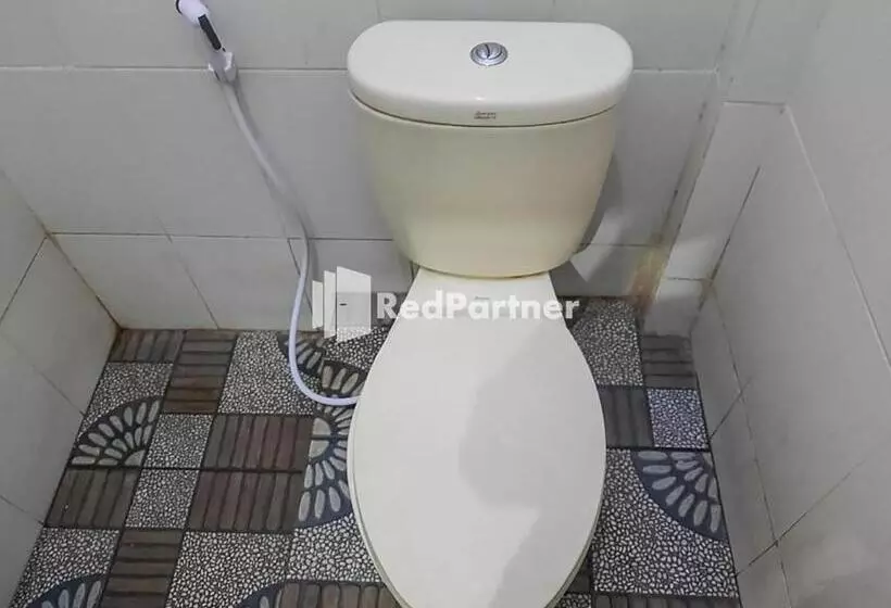 ホテル Puri Yasmin Potowanua Lasusua Mitra Reddoorz