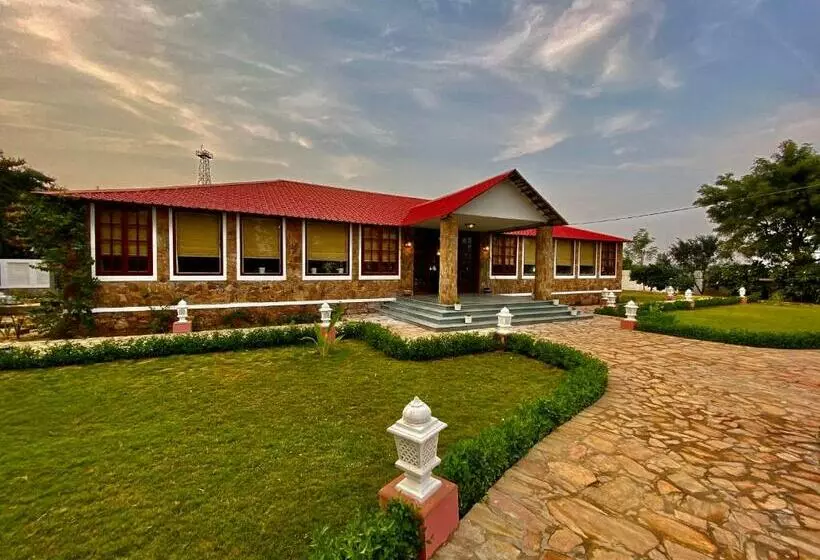 ホテル Sariska Safari Lodge