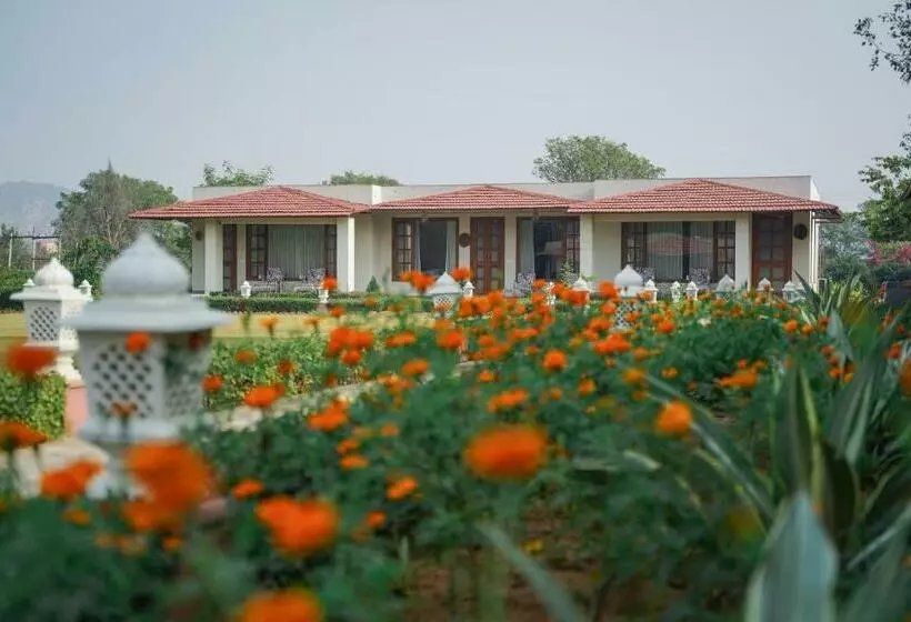 ホテル Sariska Safari Lodge