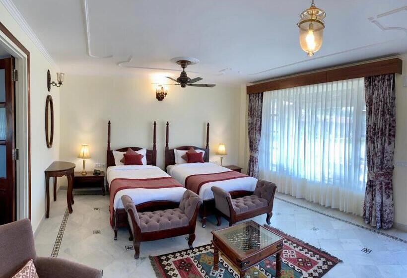 Hotel Sariska Safari Lodge