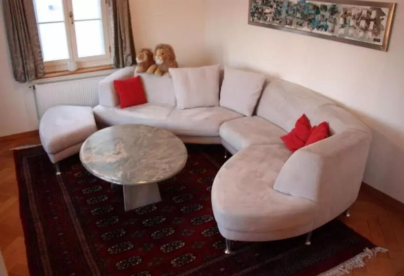 ユースホステル B&b Stirnimann