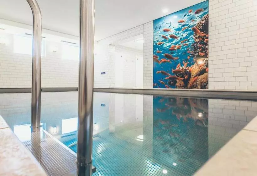 Retkeilymaja Karlingerhaus