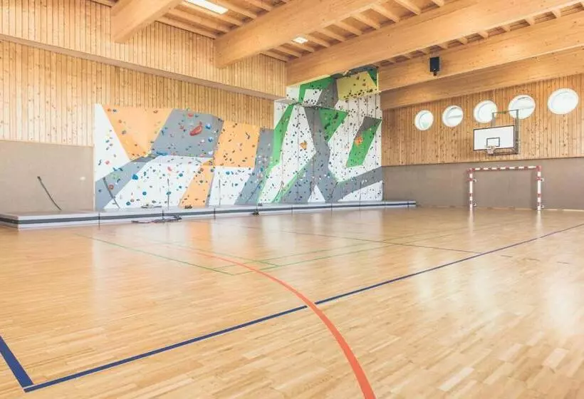 Retkeilymaja Karlingerhaus