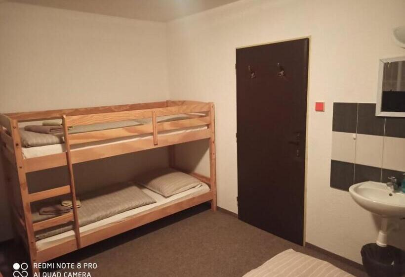 הוסטל Ranč U Sedmi Kulí