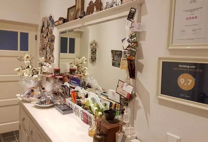 ベッドアンドブレックファースト Bij Saar