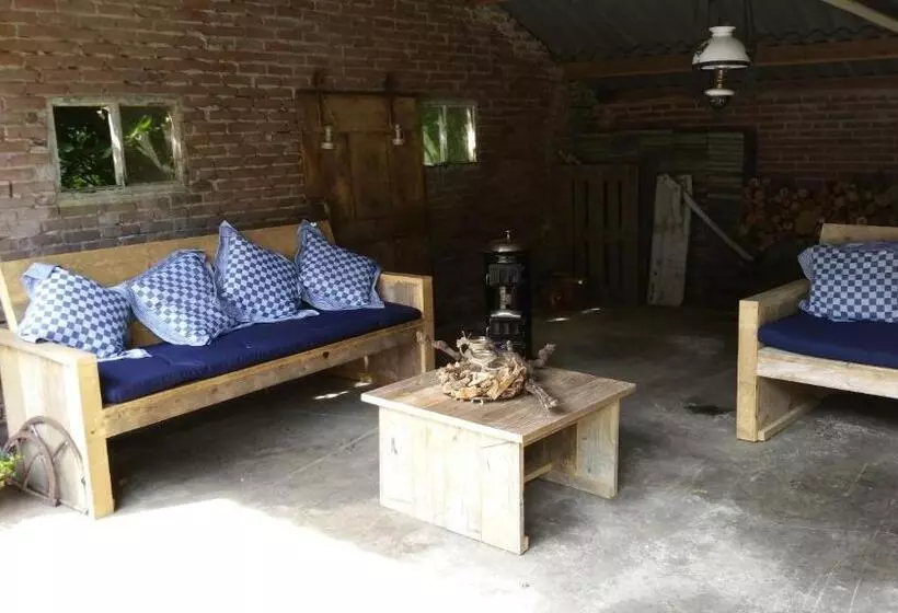 ベッドアンドブレックファースト Bij Saar