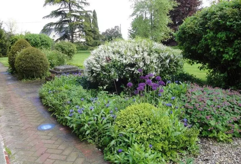 Aamiaismajoitus (B&B) Chambre D Hotes De La Vallee