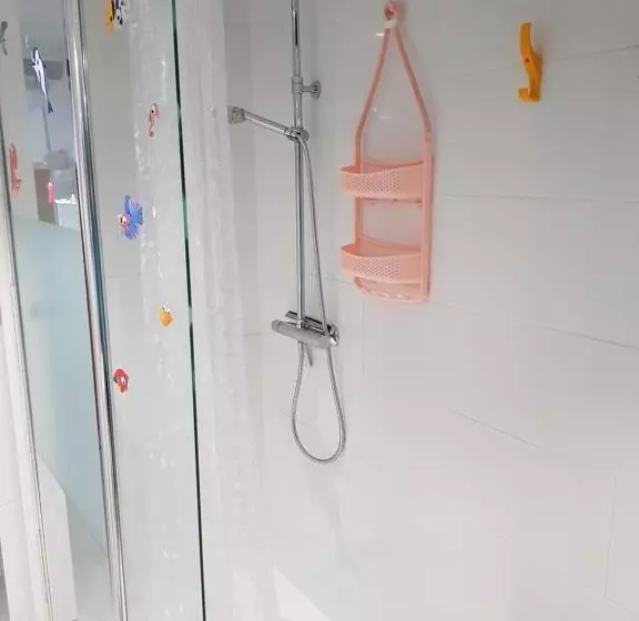 Aamiaismajoitus (B&B) Chambre D Hôtes Le Gachignard