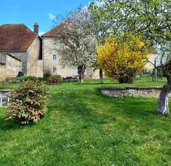Aamiaismajoitus (B&B) Chambres D Hôtes Le Moulin à Epices