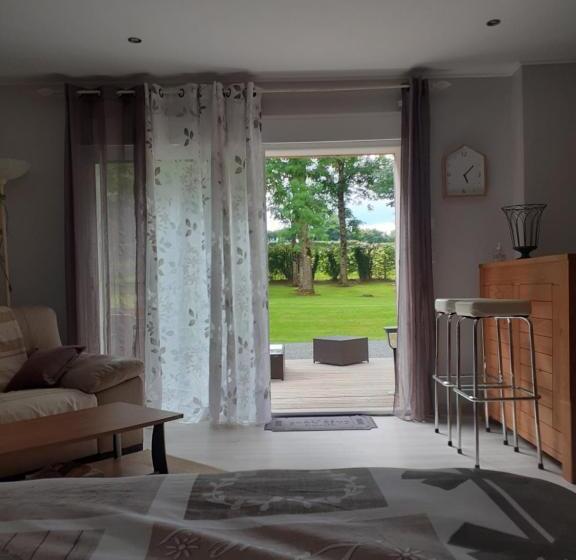 Nocleg ze śniadaniem Chambres Et Table D Hôtes Les Trois Marquets