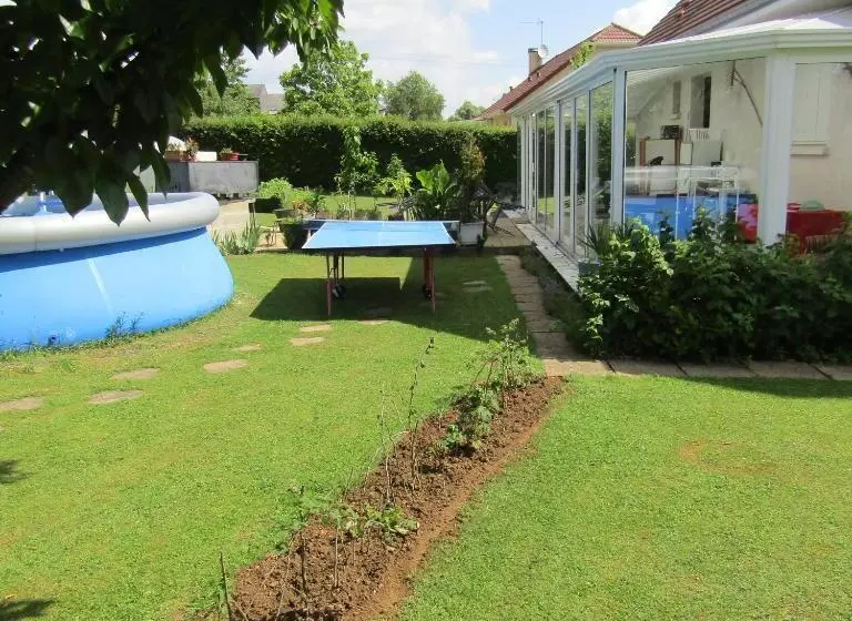 Aamiaismajoitus (B&B) Au Jardin Fessard