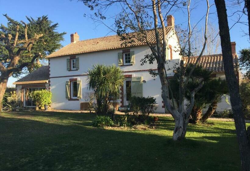 Bed and Breakfast La Chambre De Lou