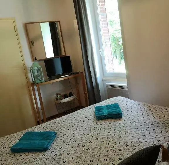 ベッドアンドブレックファースト La Chambre De Lou