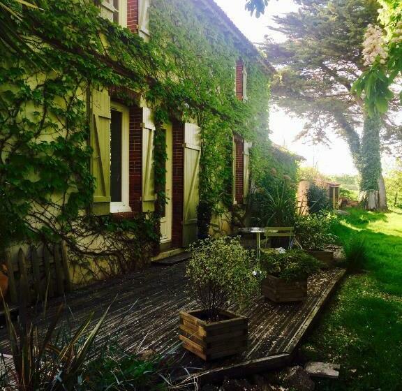 Bed and Breakfast La Chambre De Lou