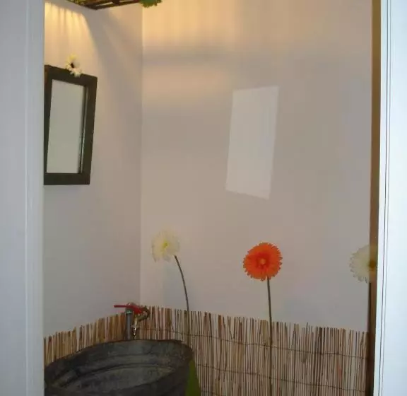 Aamiaismajoitus (B&B) La Lune En Bulles