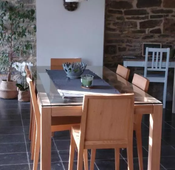 Aamiaismajoitus (B&B) La Lune En Bulles