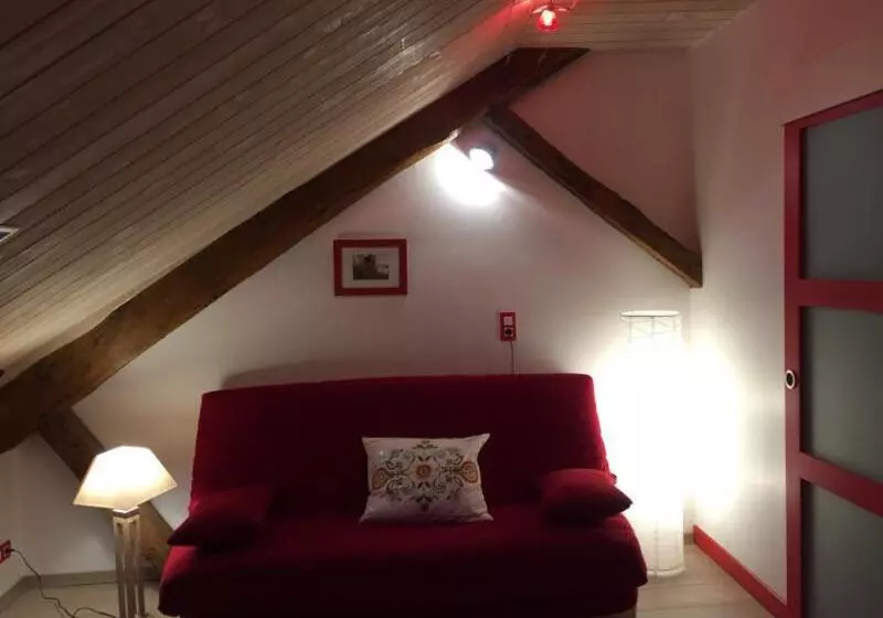 Aamiaismajoitus (B&B) La Maison De Marie Claire