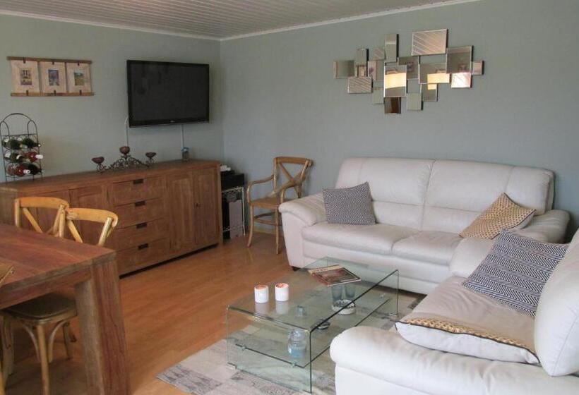 Bed and Breakfast La Taniere Douce