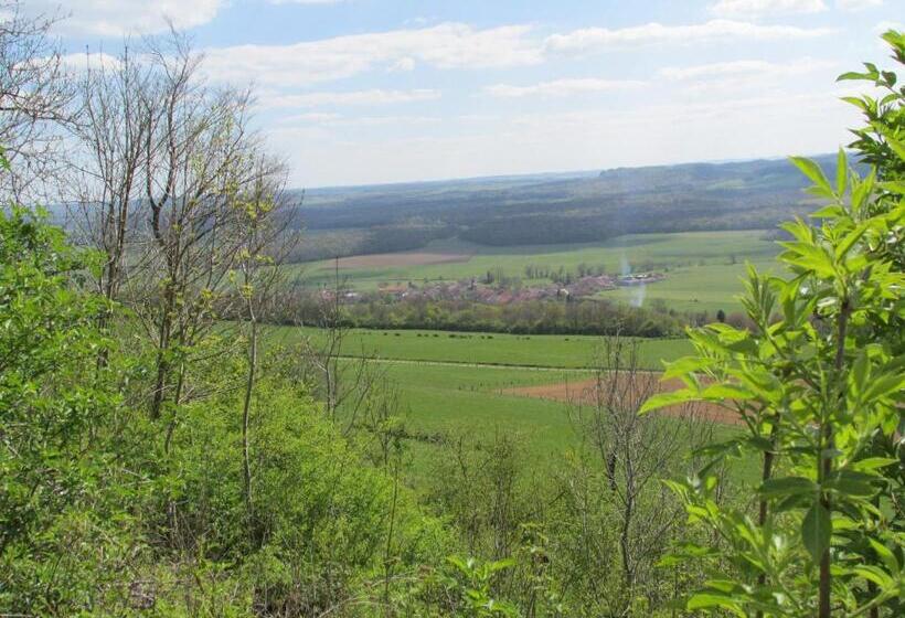 Bed and Breakfast La Taniere Douce