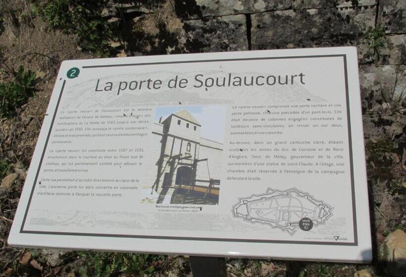 Bed and Breakfast La Taniere Douce