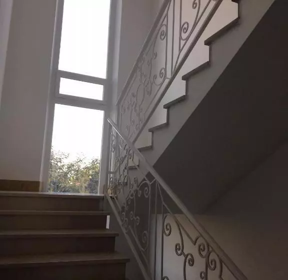 Aamiaismajoitus (B&B) Noemi & Julienne