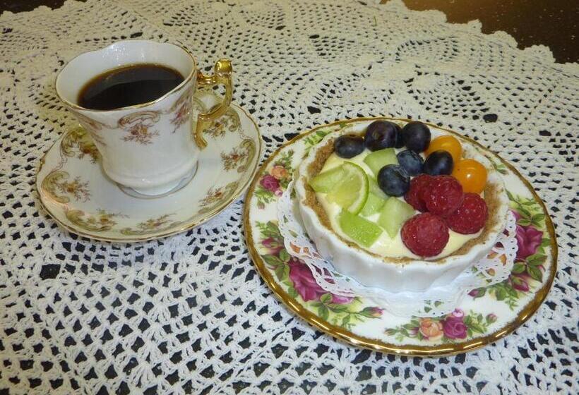 住宿加早餐  Tavlebords Honungsgård