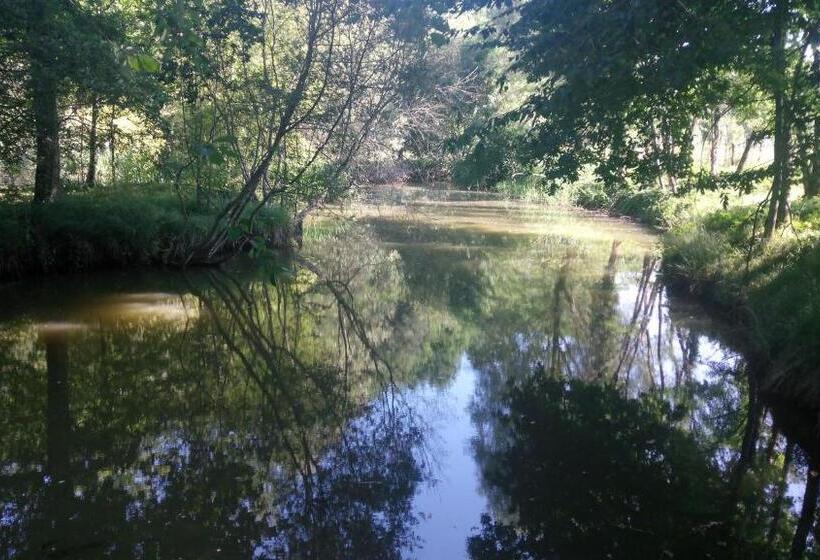 مبيت وإفطار Villa Dikaria