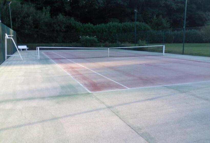 مبيت وإفطار Villa Dikaria