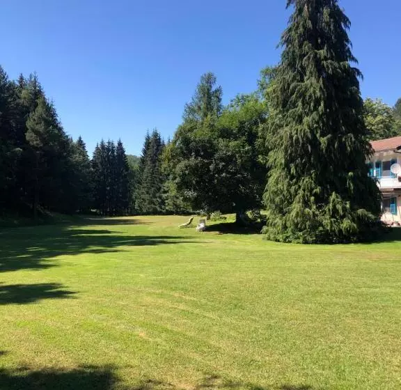 ホテル Agriturismo La Casa Nel Bosco