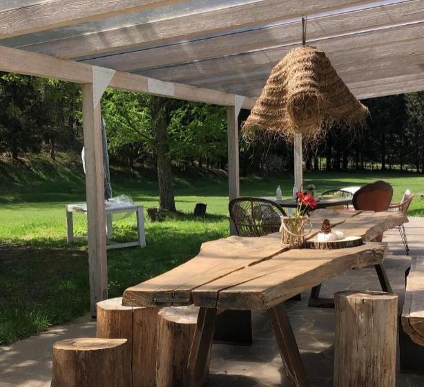 호텔 Agriturismo La Casa Nel Bosco