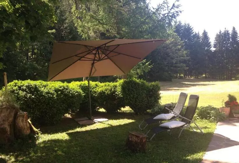ホテル Agriturismo La Casa Nel Bosco