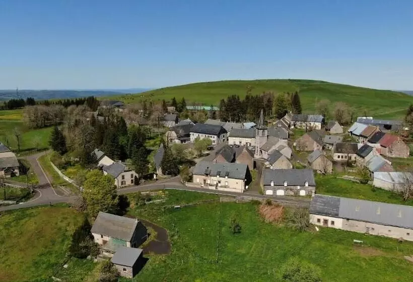 ホテル Auberge Du Cezallier