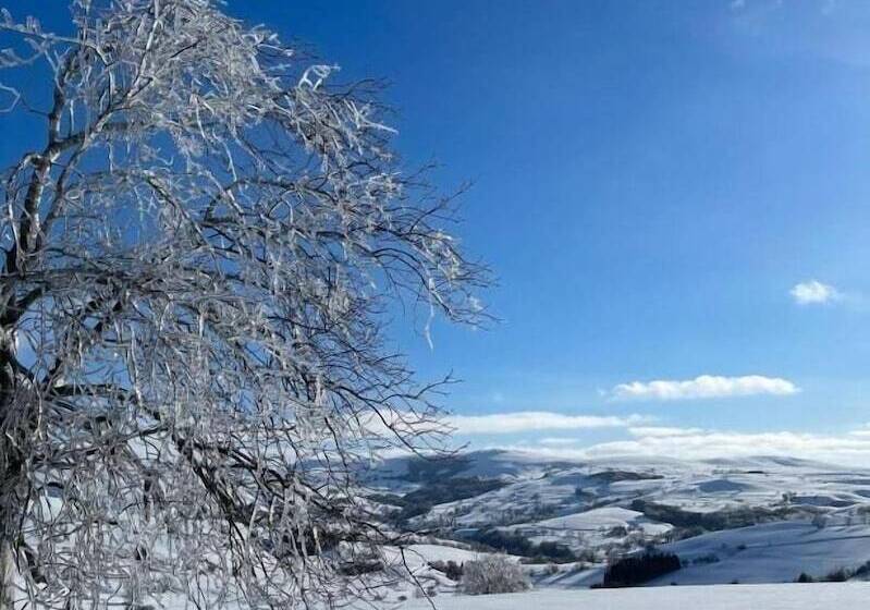 בית מלון כפרי Auberge Du Cezallier