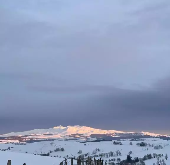 ホテル Auberge Du Cezallier