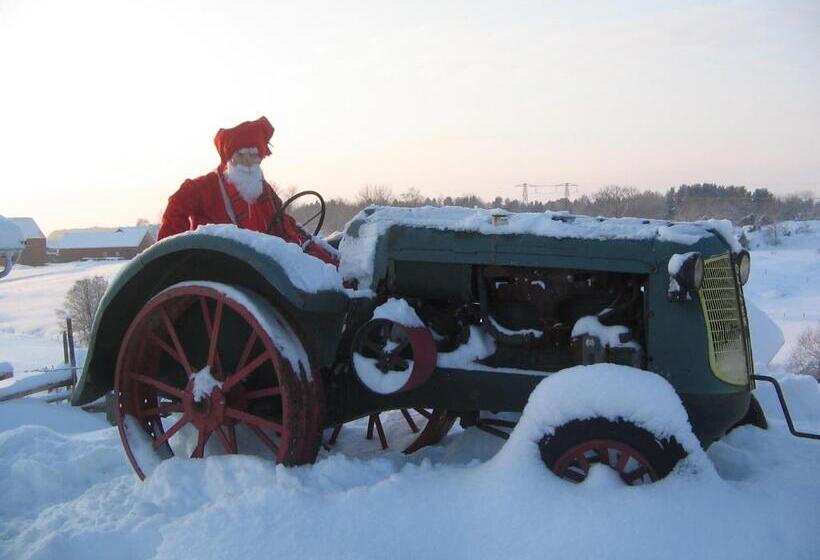 בית מלון כפרי Backgårdens Turism & Kultur