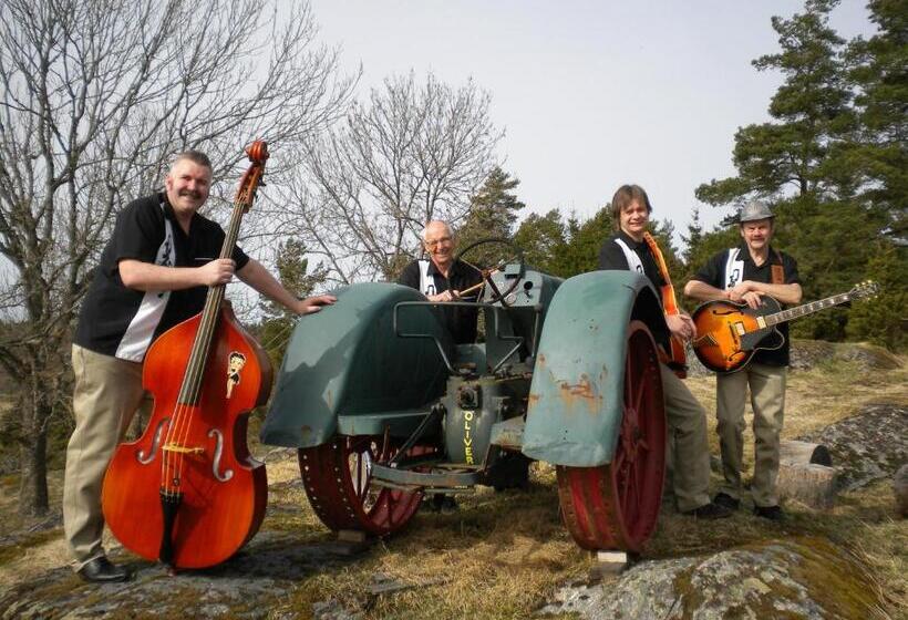 בית מלון כפרי Backgårdens Turism & Kultur