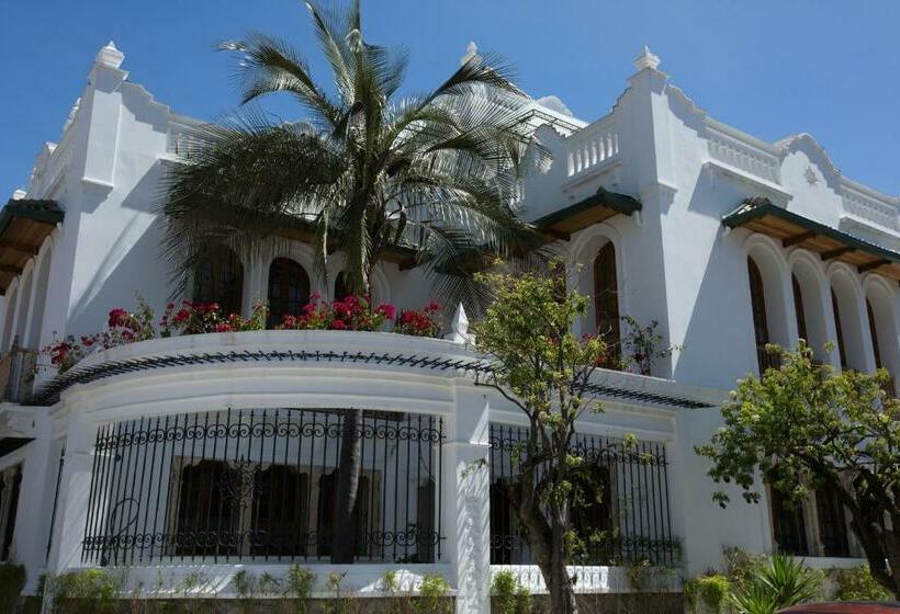 Boutique Hotel Cultura Manor