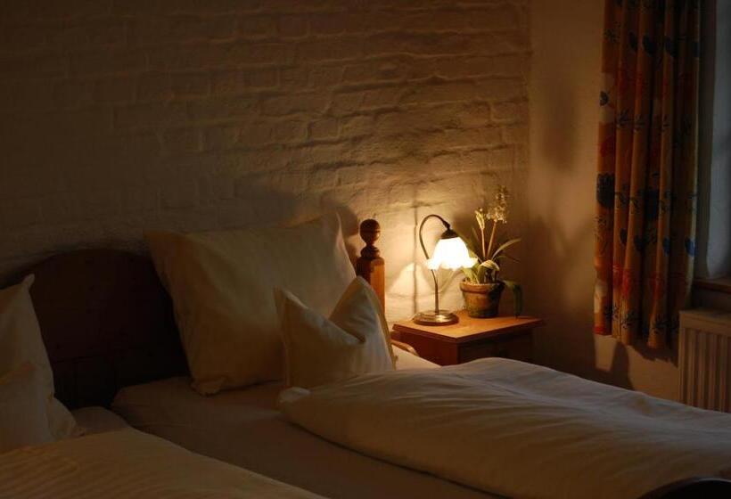 ホテル Das Gutshaus Solzow Mecklenburgische Seenplatte Müritz