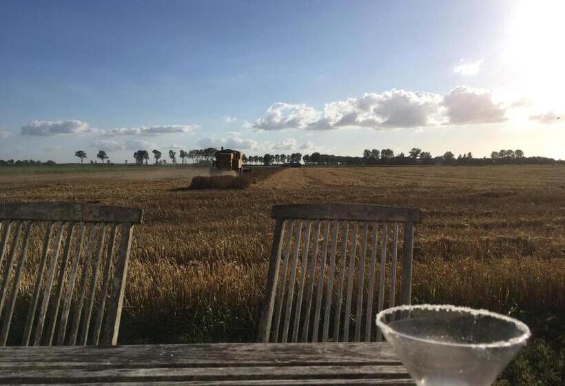 ホテル Farmhouse Near Beach