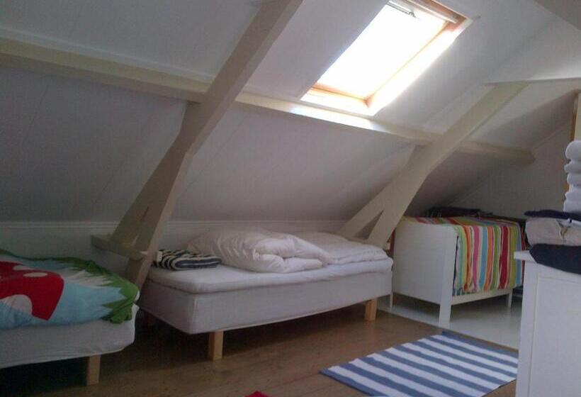 ホテル Farmhouse Near Beach