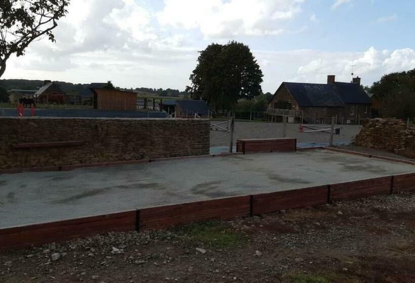 פנסיון Gites Bijoux