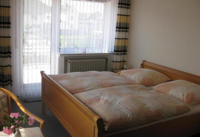 פנסיון Gasthaus Am Brunnen